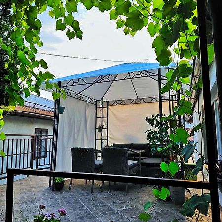 Studio Apartments Siesta 塞拉耶佛 外观 照片