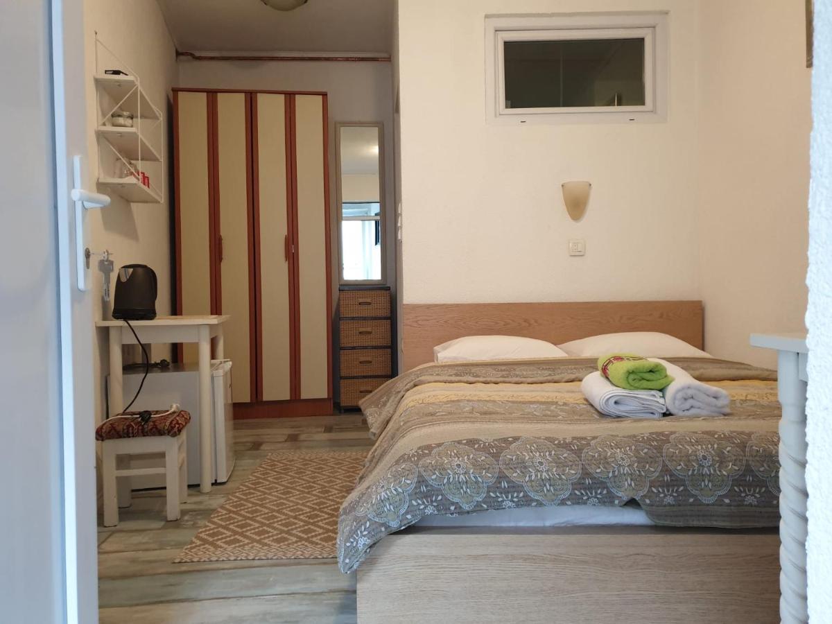 Studio Apartments Siesta 塞拉耶佛 外观 照片