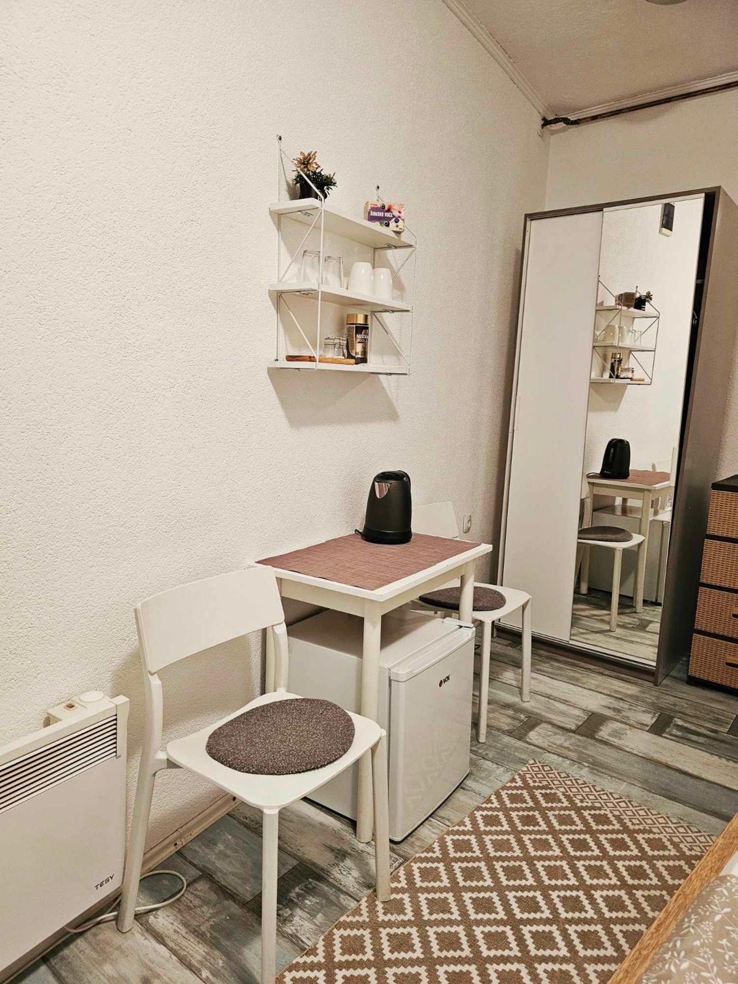 Studio Apartments Siesta 塞拉耶佛 外观 照片